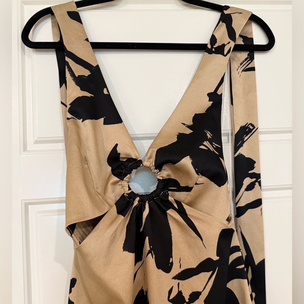 Nellah Cut Out Halter Maxi Dress Black Nude XS - Picture 6 of 11